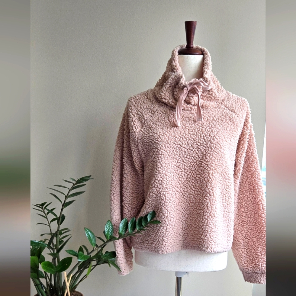 Hippie Rose Sherpa Pullover - Large
